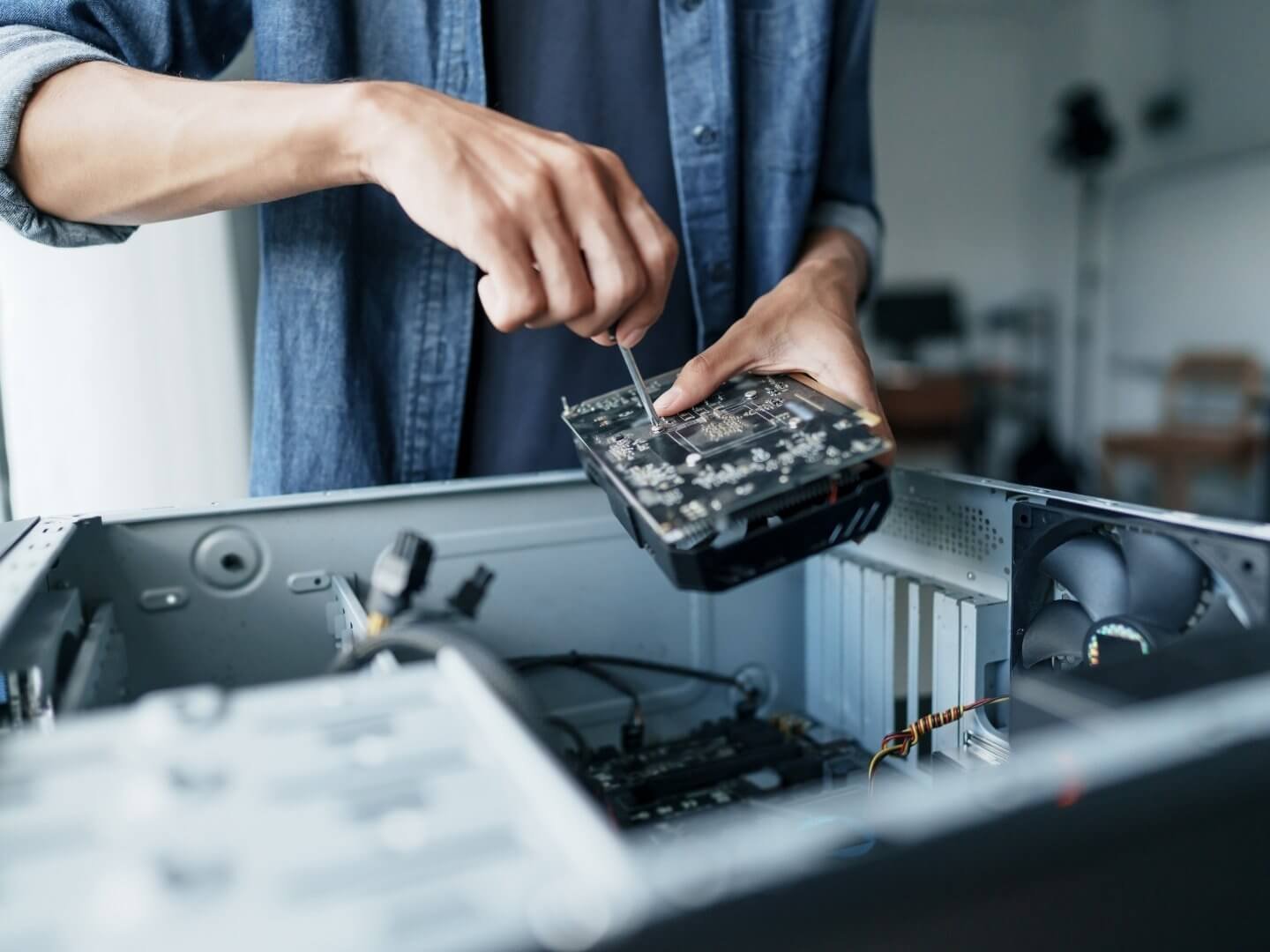 1 smile-phone-reparacion-moviles-ordenadores-consolas-servicio-tecnico-sevilla
